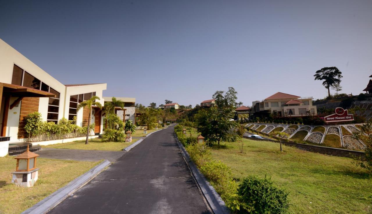Mount Pleasant Hotel Oattara Thiri Exteriér fotografie